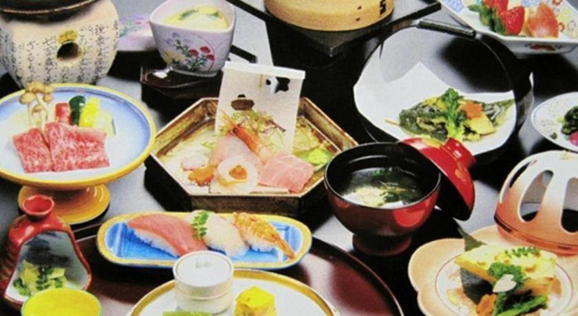 Takeo Onsen Heights Hotel Bagian luar foto
