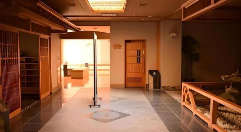 Takeo Onsen Heights Hotel Bagian luar foto