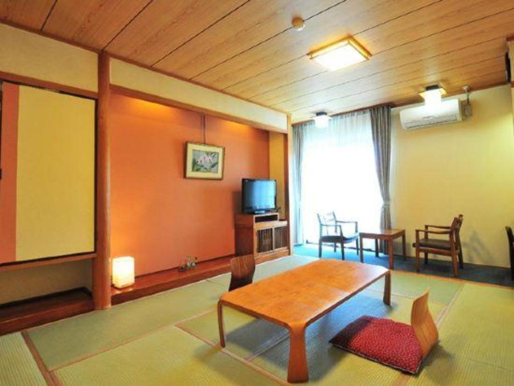Takeo Onsen Heights Hotel Bagian luar foto
